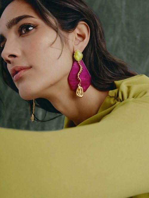 pendientes-grandes-oro-diseño-colores-gaia-jude-benhalim